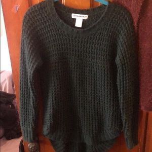 Green crew neck sweater